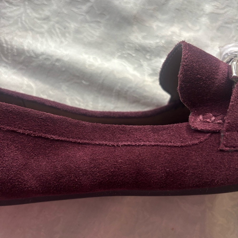 NWOT Aerosoles Burgundy Soft Suede Driving Loafers w/Tassels, Size 7.5 - Picture 6 of 11